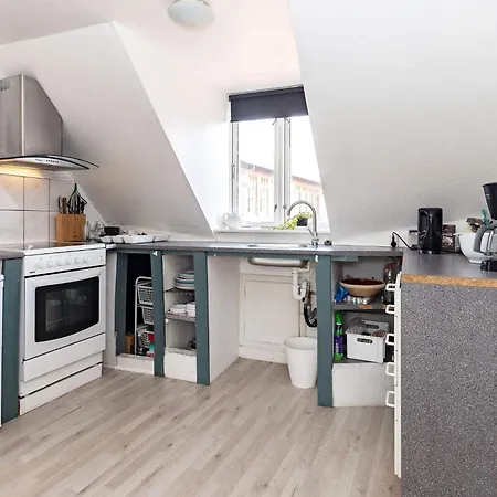 3 Person In Aeroskobing-by Traum 펜션