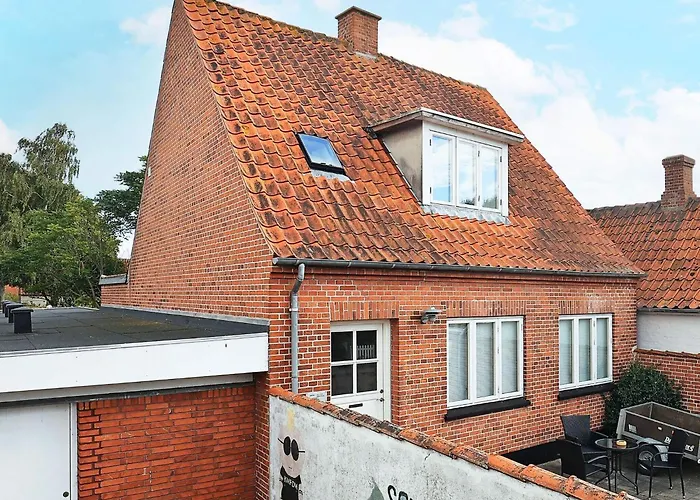 3 Person In Aeroskobing-by Traum Ærøskøbing